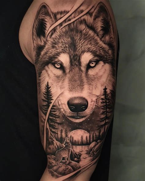 Tatuajes de lobo: lobo realista, tatuajes de lobo en。